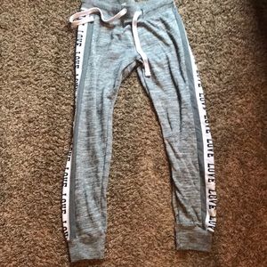 Size large sweatpants but fits like a medium.
